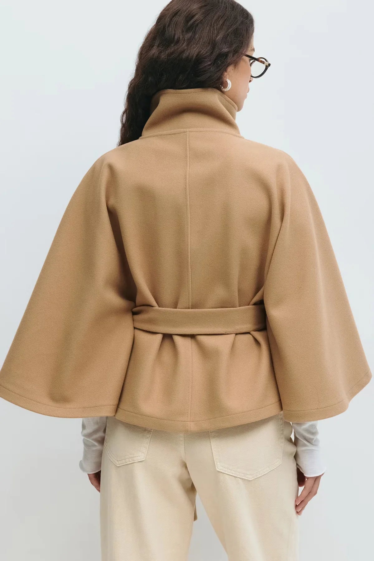Belt cape jacket
