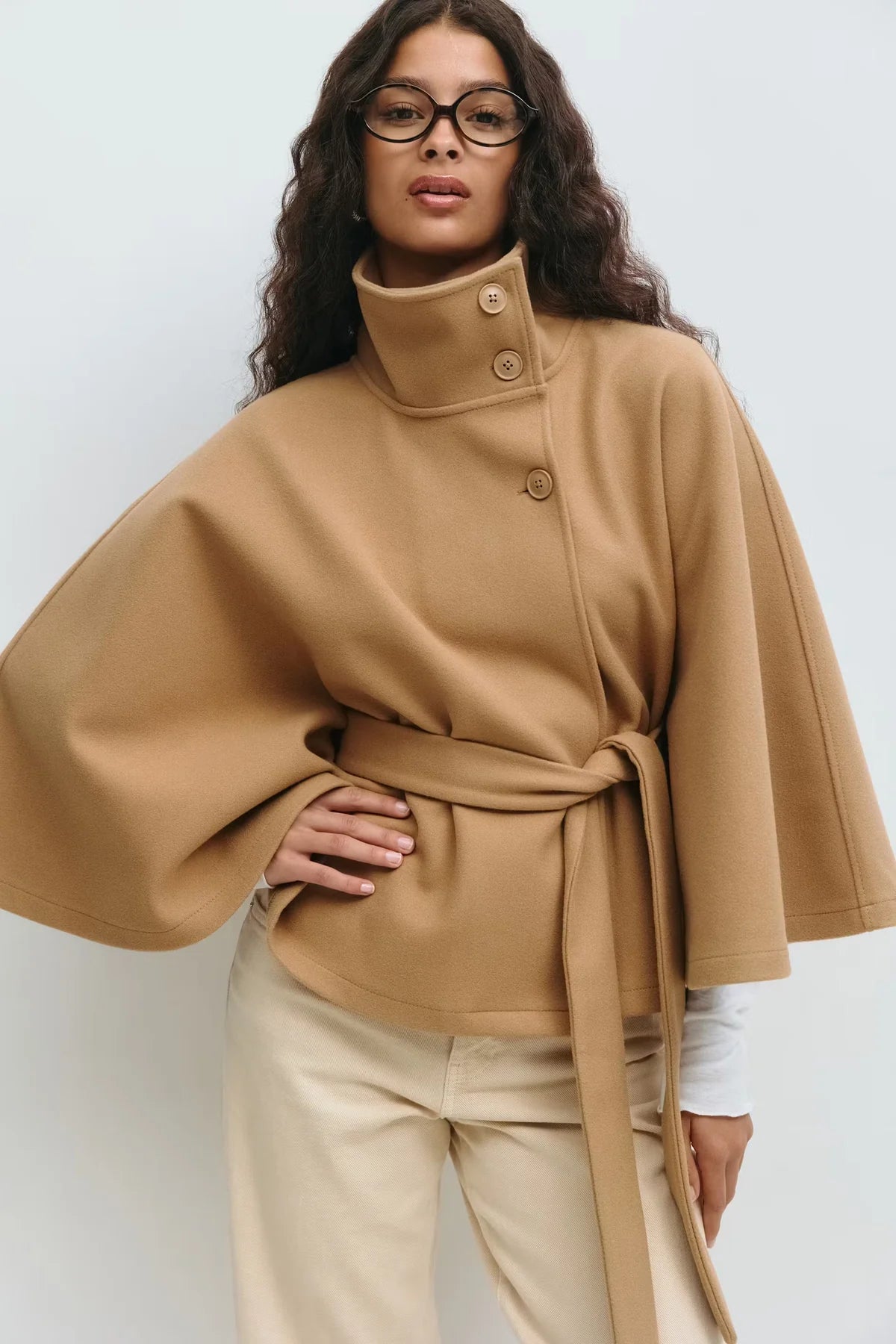 Belt cape jacket