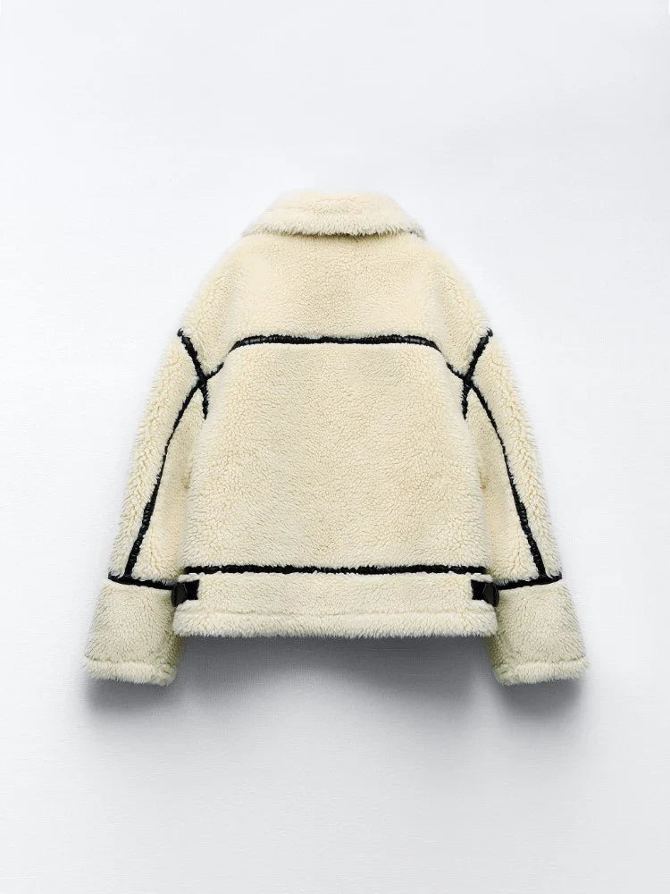 Eva’s Cozy Jacket